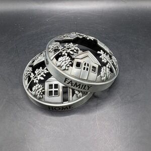 Yankee Candle Round Metal Candle Topper Home Family Friends Decorative set of 2